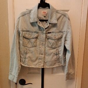 Wrangler Women's Faded Blue Jean Jacket